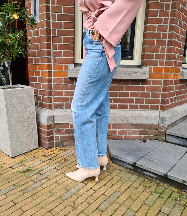 COJ Beth Ballon Light Blue Jeans