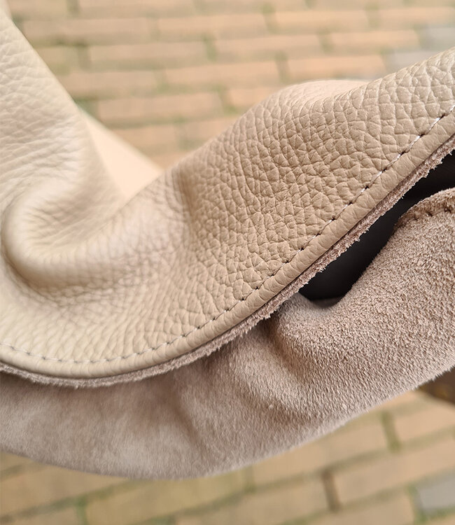 Lederen/Suede Grote Tas met Gouden studs Taupe
