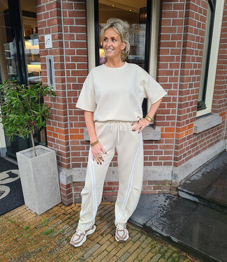 2-Delige Comfyset met Biesjes Crème