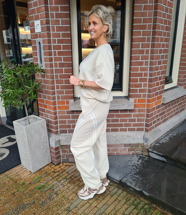 2-Delige Comfyset met Biesjes Crème