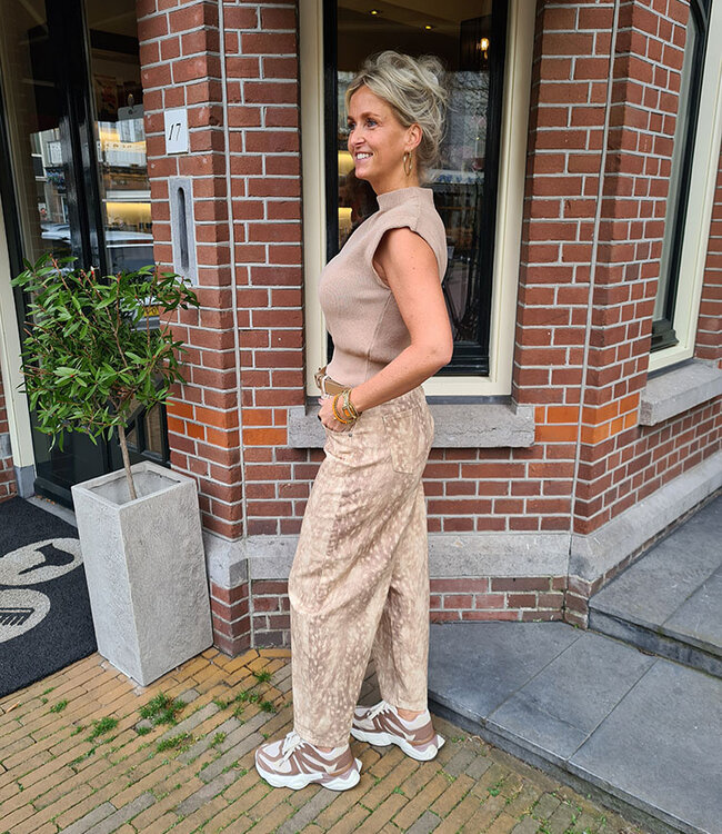 Mouwloze Knit Top DONKER Taupe