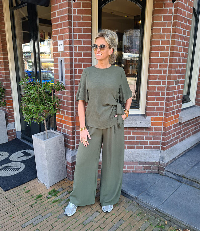 Azzurro Top met Strikdetail Armygroen