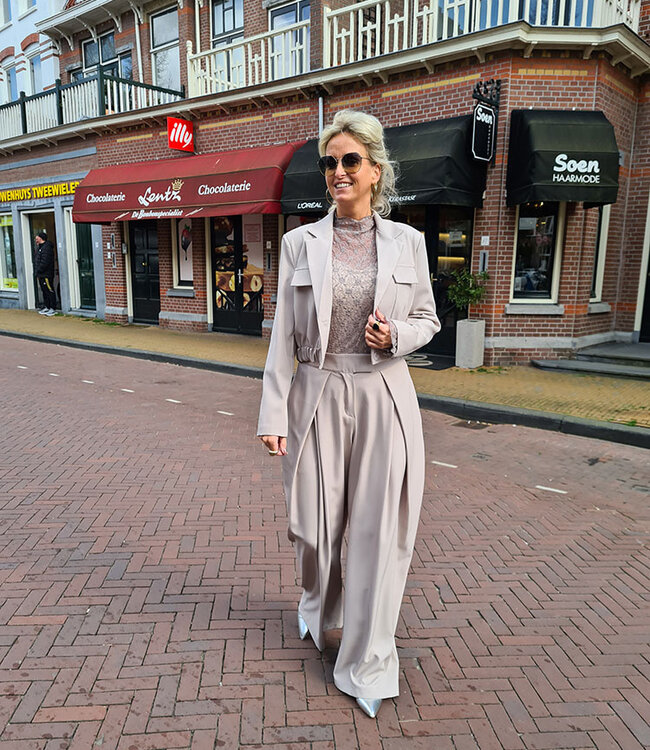 Ambika Kanten Longsleeve Grijs