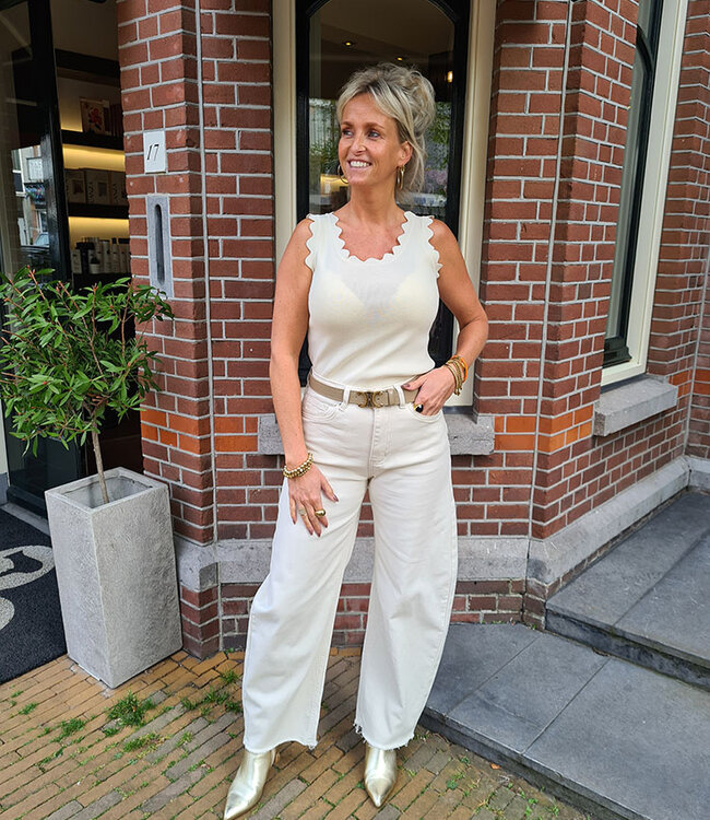 Knit Ruffle Rand Hemdje Crème