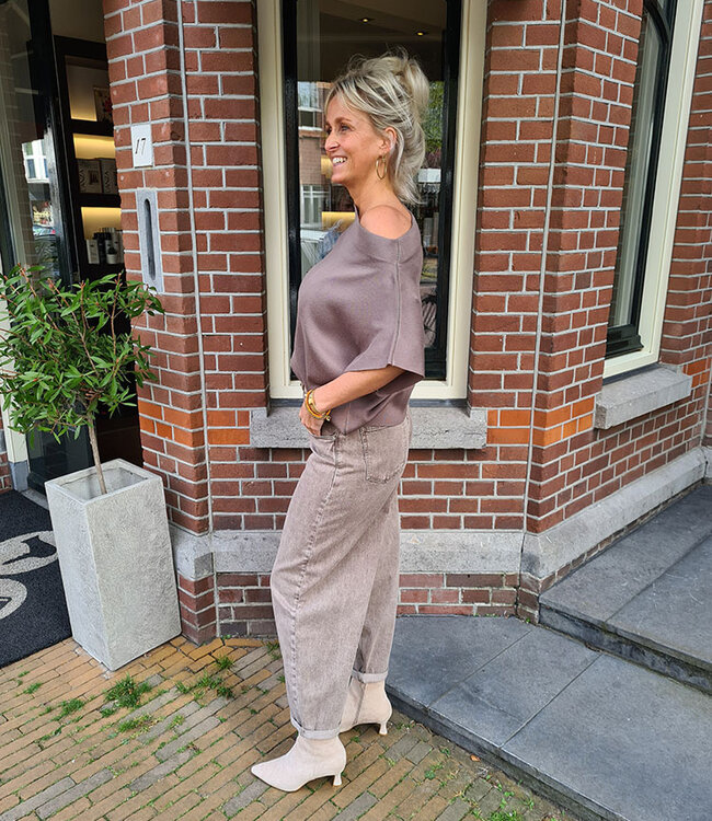 Schuine Hals Knit Top Taupe