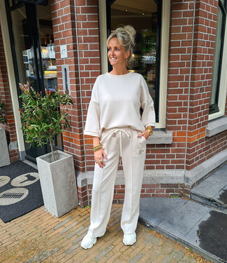 2delige Comfyset Met Embleem 3/4 Mouw Beige