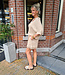 Ambika Doorknoop Blouse Vlindermouw Beige