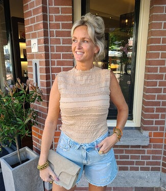 Gesmokte Mouwloze Broderie Top Camel