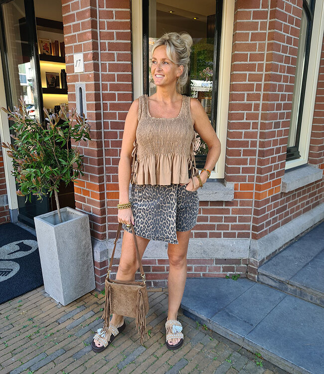 BouBoe Gesmokte Top Camel