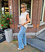 Azzurro Basic Tee Schoudervulling Beige