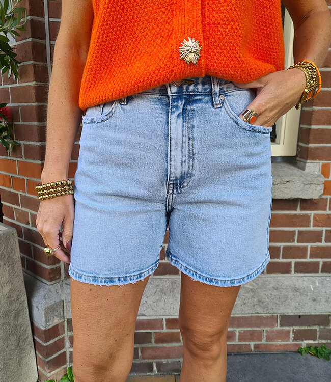 Queen Hearts Short Light 3915
