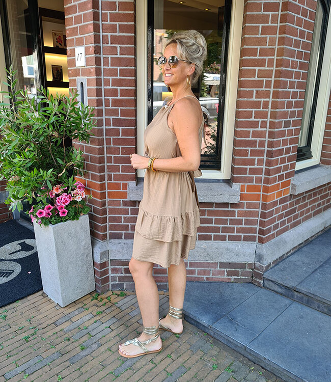 Halterjurkje met Strikdetail Camel