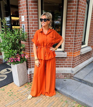 2-Delige Set Doorknoop Blouse + Pantalon Donker Oranje