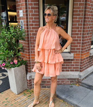Halterdress Laagjes Peach