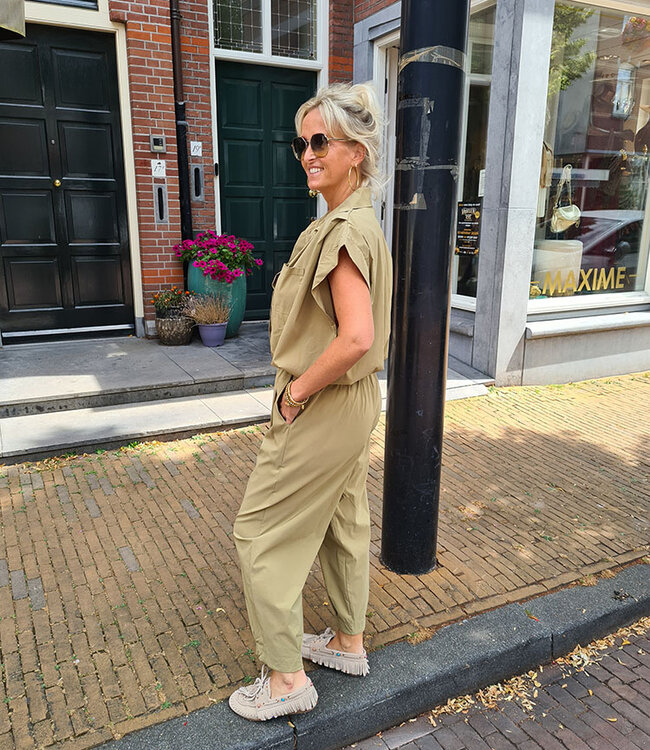 Tan Blouse Mouwloos Pistachio
