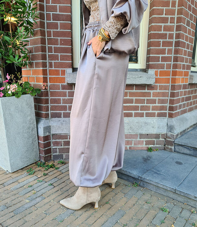 Luxe Silky Ballon Broek Taupe