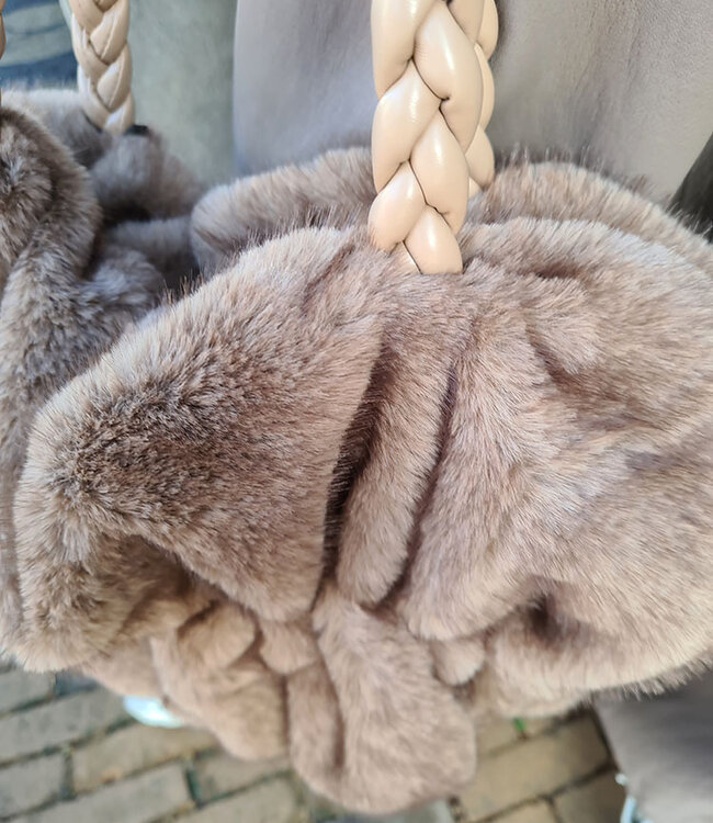 Faux Fur Handtas Gesmokt Taupe