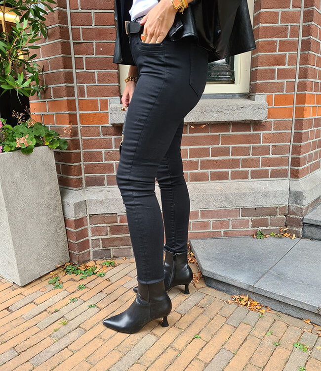 COJ Oprah Skinny Jeans Black