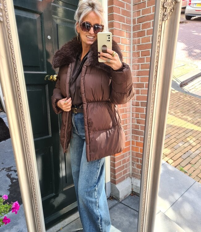 Winterjas Faux Fur Kraag Donkerbruin