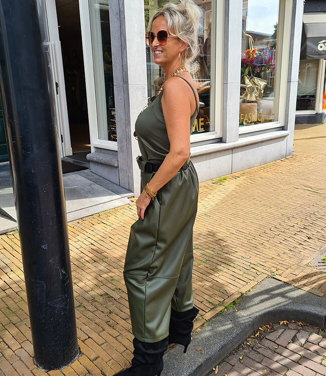 Basic Hemdje Travellerstof Armygroen