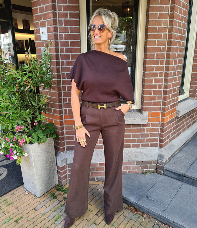 Offshoulder Knit Top Donkerbruin