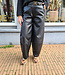 Lederlook Barrel Broek Zwart