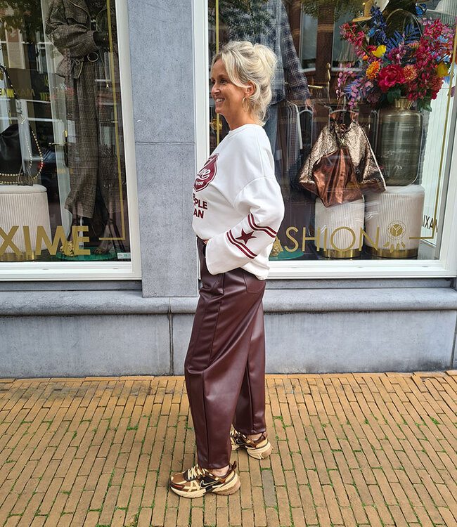 Sweater Love Wit/Bordeaux