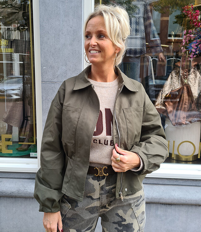 Jas Uitlopend Armygroen