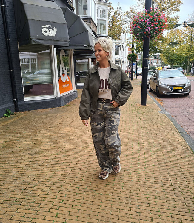 Jas Uitlopend Armygroen