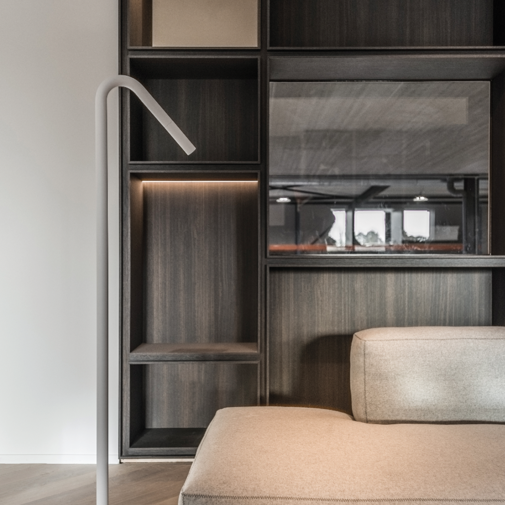 TAL Lighting SNAKE white