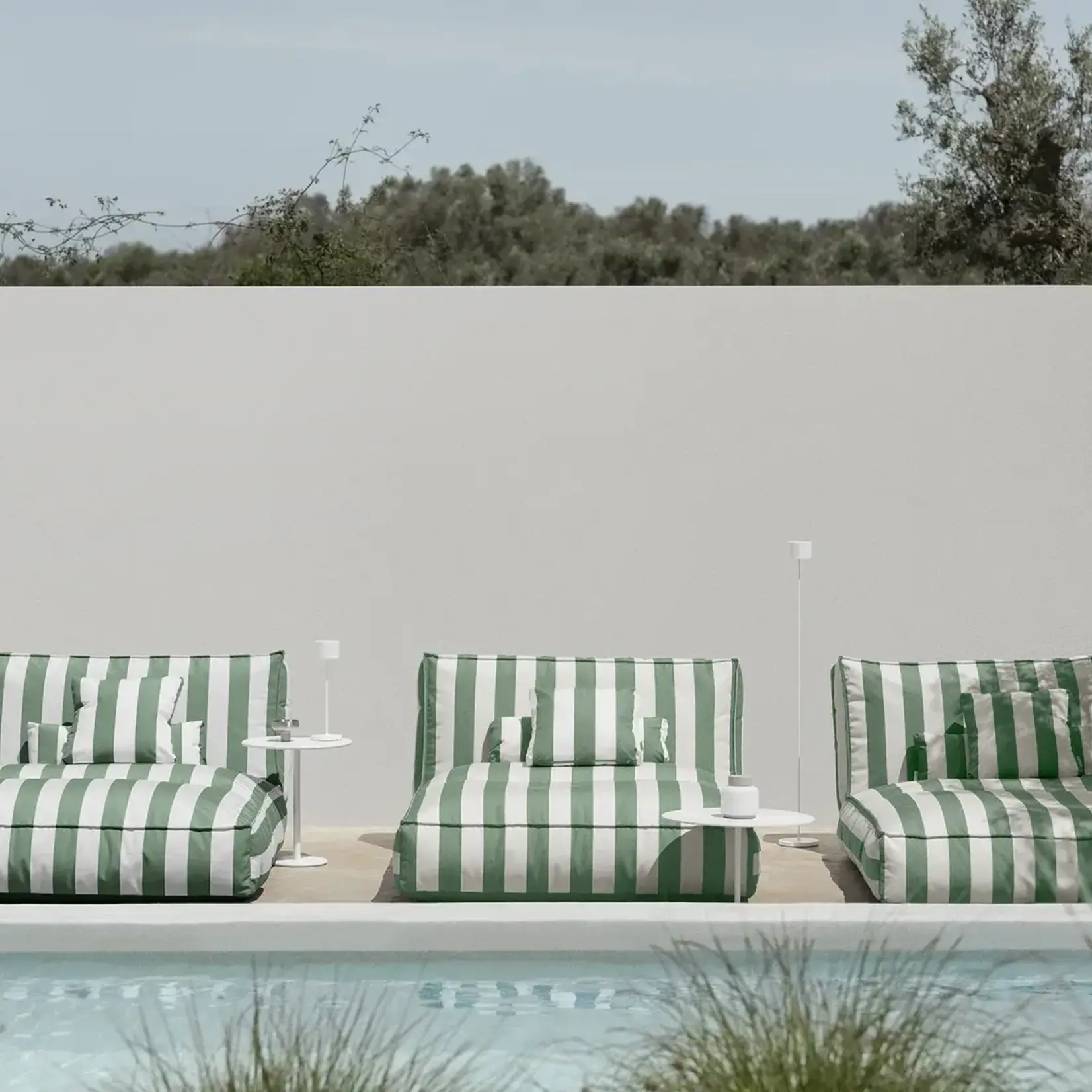 Blomus STAY - outdoor bijzettafel wit dia 50cm