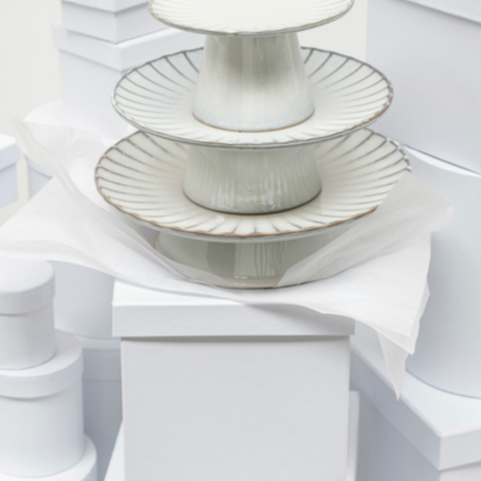 Serax Cake stand M White Inku - Sergio Herman