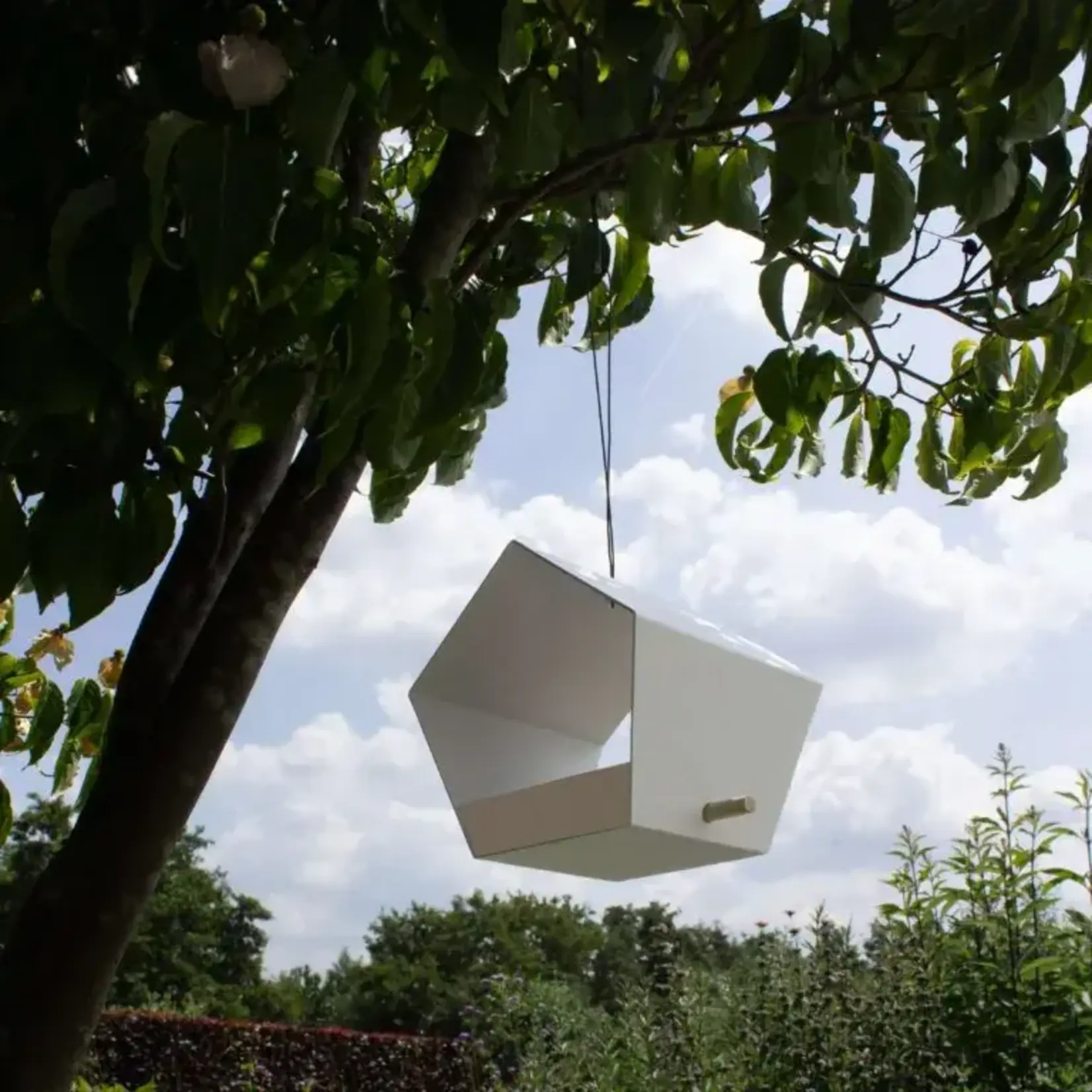 Heeej Small Diamond - hangend vogelvoederhuisje wit