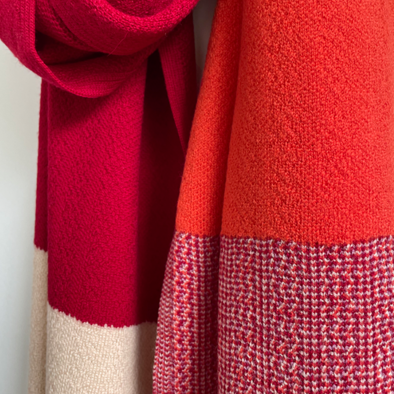 La Femme Garniture La Femme Garniture - Mira Red Biscuit Orange