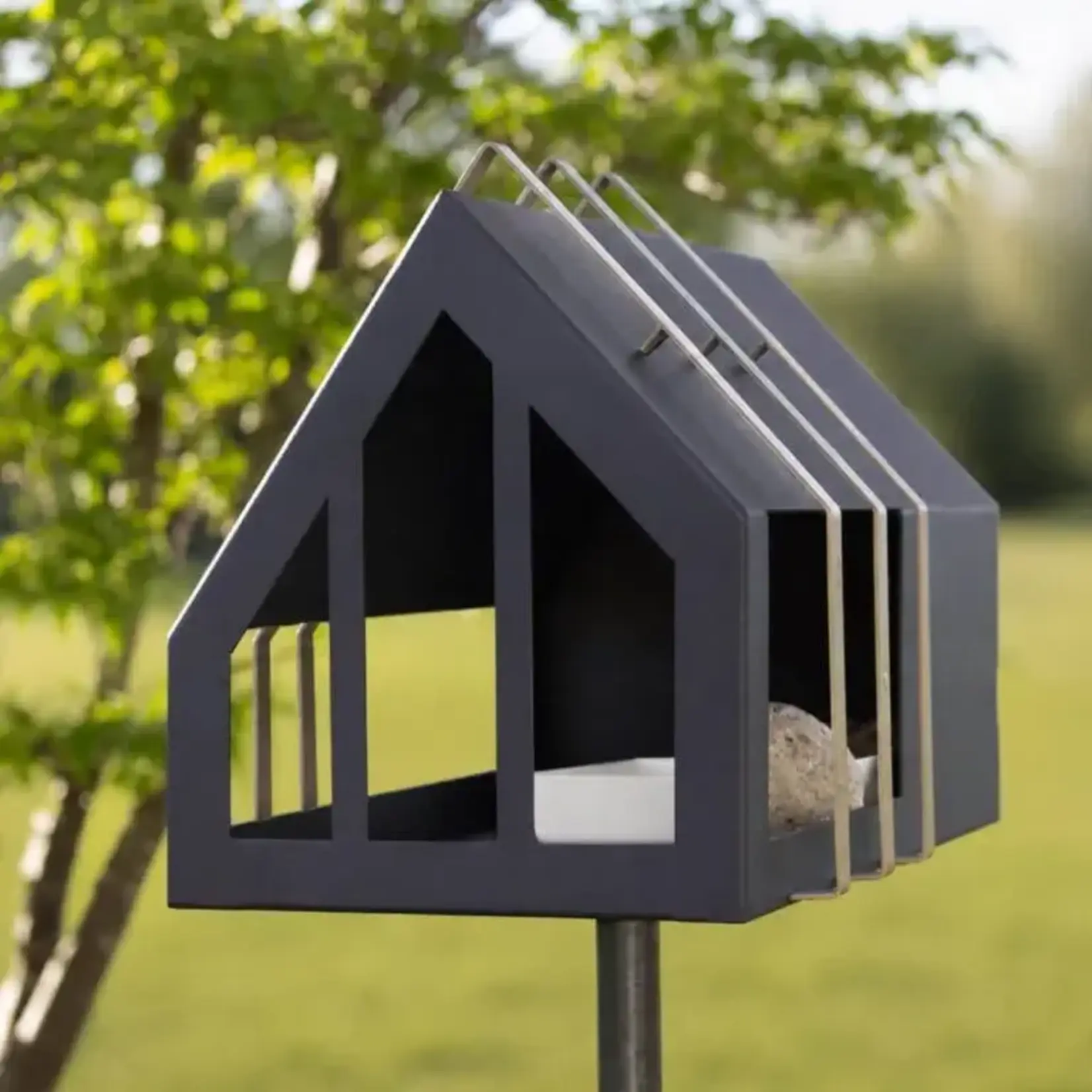 Heeej Framed feeder - Voederhuis op paal voor kleine vogels donkergrijs
