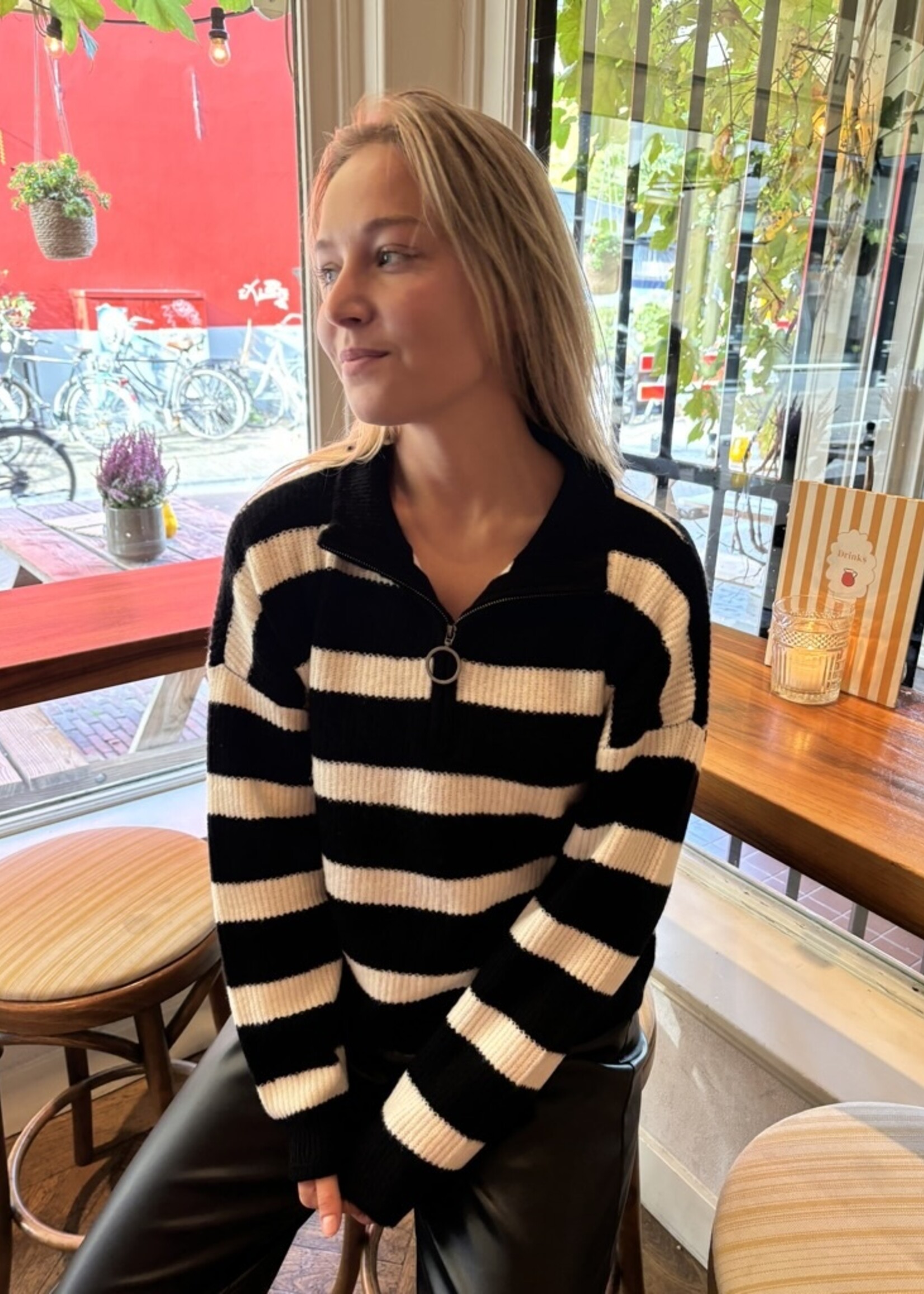 ALICE ZIP KNIT