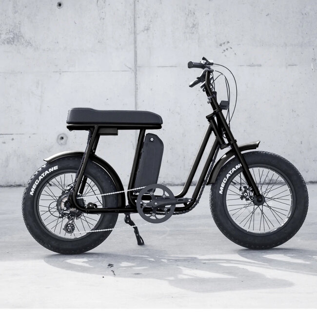 50 Rebels |  V-Series Classic | 250 W | Metallic black | 80 km