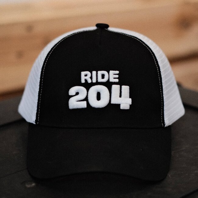 CLUB 204 | Trucker Cap  | Black/white