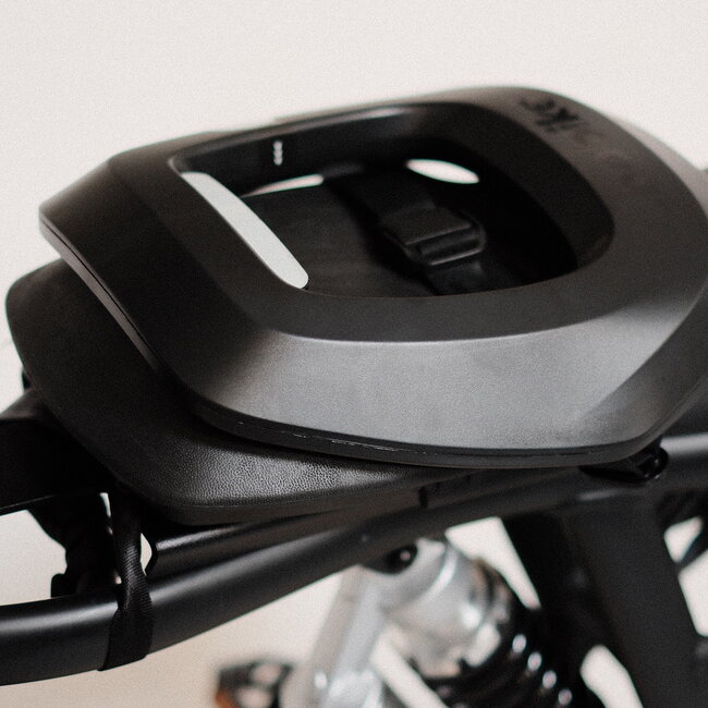 CLUB204 | Adapter  | KNAAP Child Seat Bobike + Footpegs  | AMS AMSX BCN RTD |  Aluminum  | Black