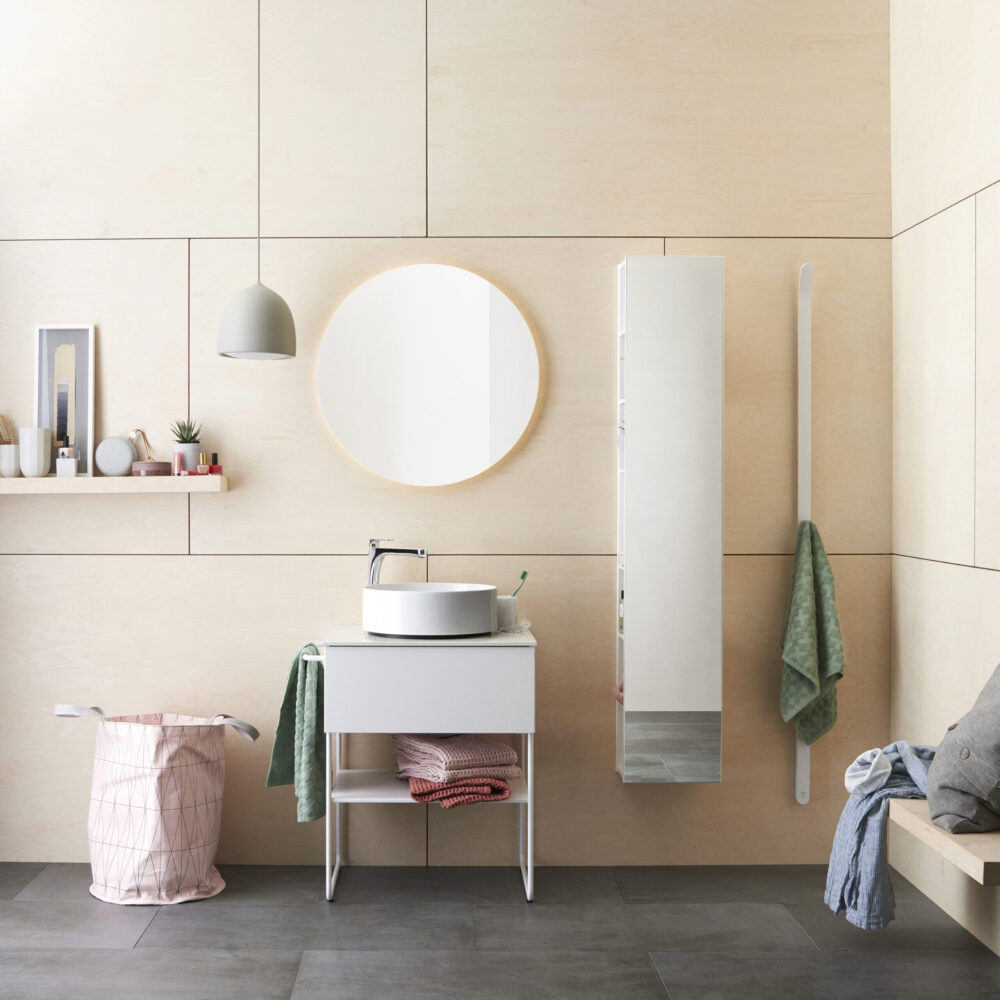 Instamat Arc, elektrische handdoekwarmer Soft wit / Soft zwart