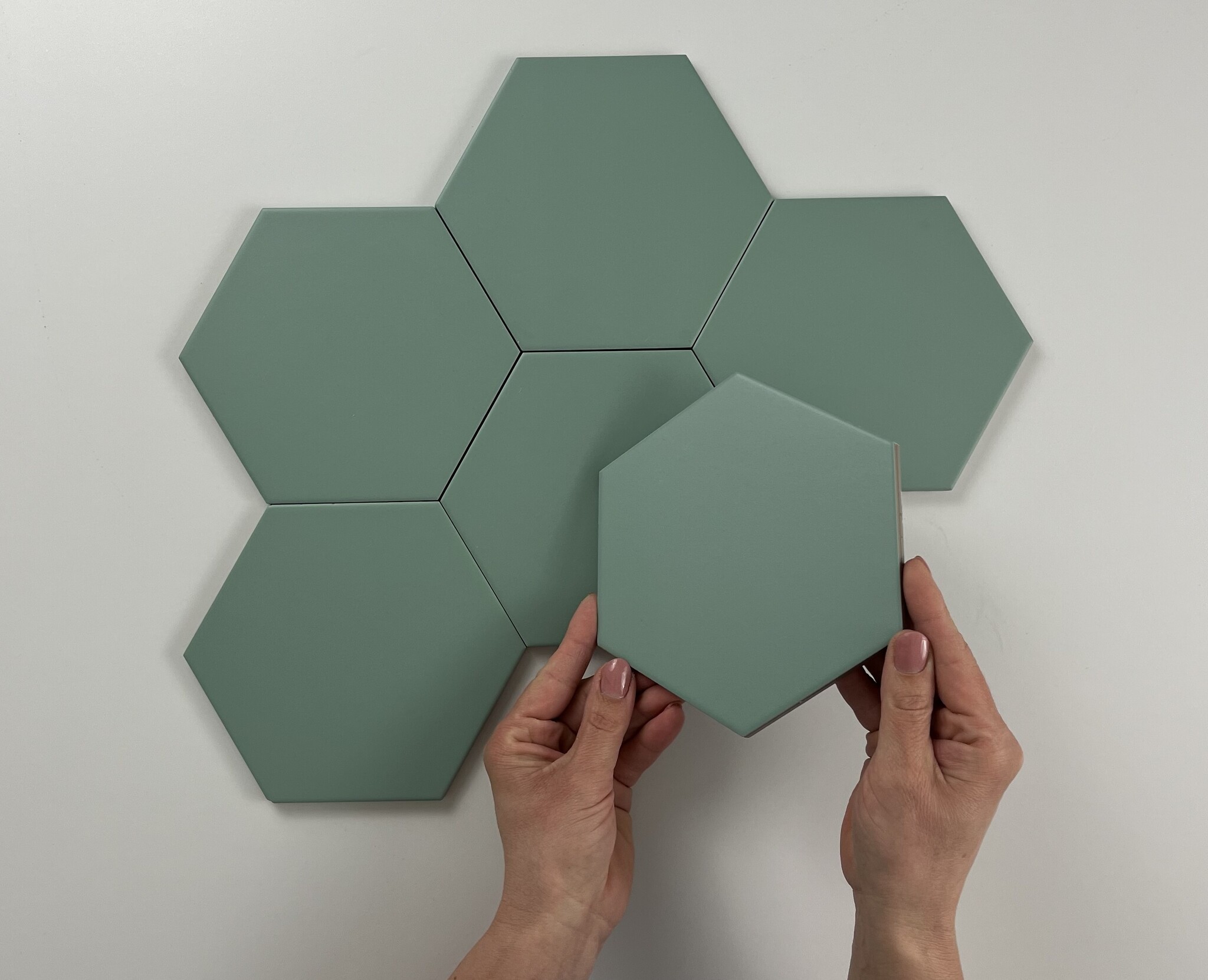 Cifre Cerámica Hexagon Timeless Jade mat 15x17
