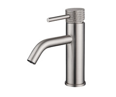 Wiesbaden Ribbd wastafelmengkraan geborsteld staal