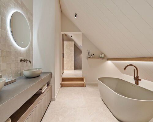 Comfortabele en tijdloze badkamer