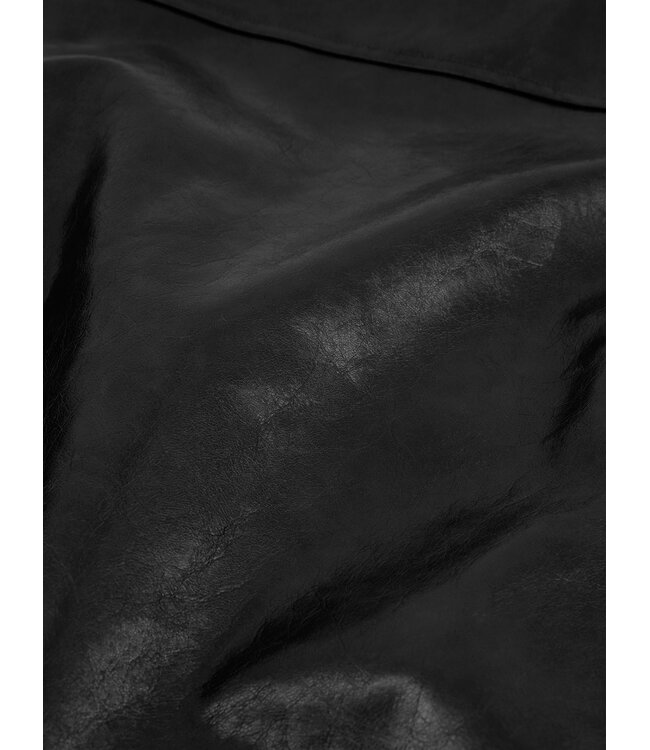 FIFHT HOUSE JUDE Jas