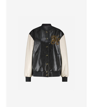 FIFTH HOUSE FIFHT HOUSE JUDE Jas