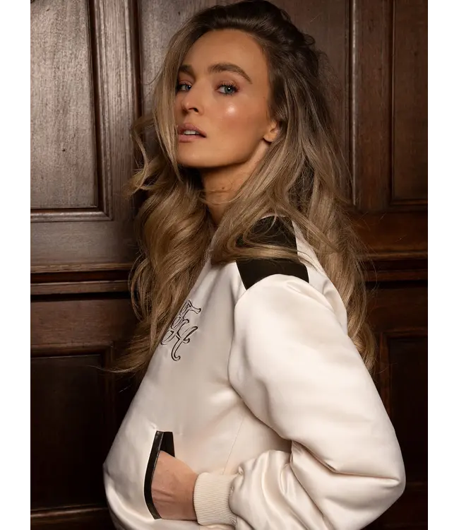 FIFTH HOUSE MICCA Jas