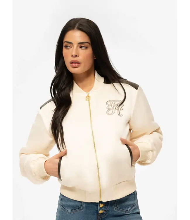 FIFTH HOUSE MICCA Jas