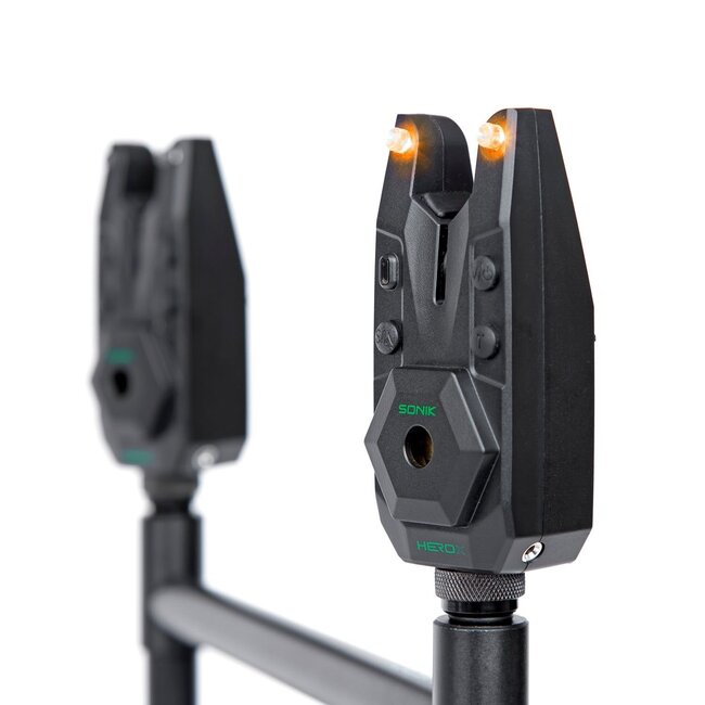 Sonik HeroX Bite Alarm Set 3+1 + Biwy Light