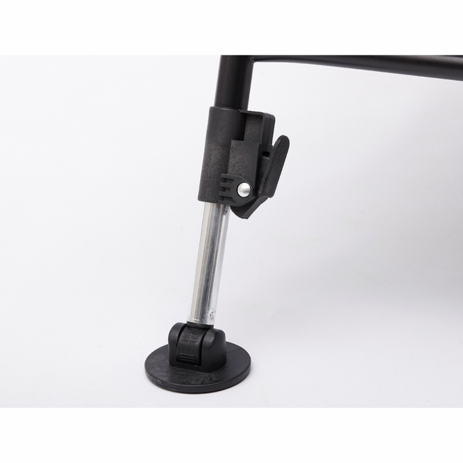 Prologic Chaise Avenger Comfort Camo avec accoudoirs et housses