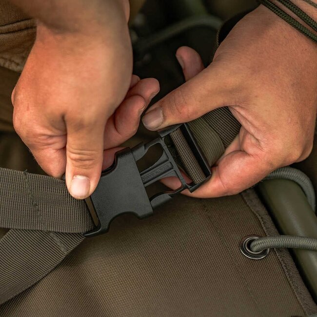 Avid Carp Lit Benchmark Ultra